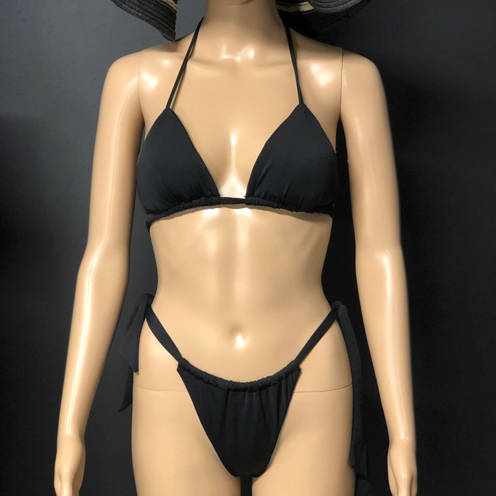 Black Bikini 🖤